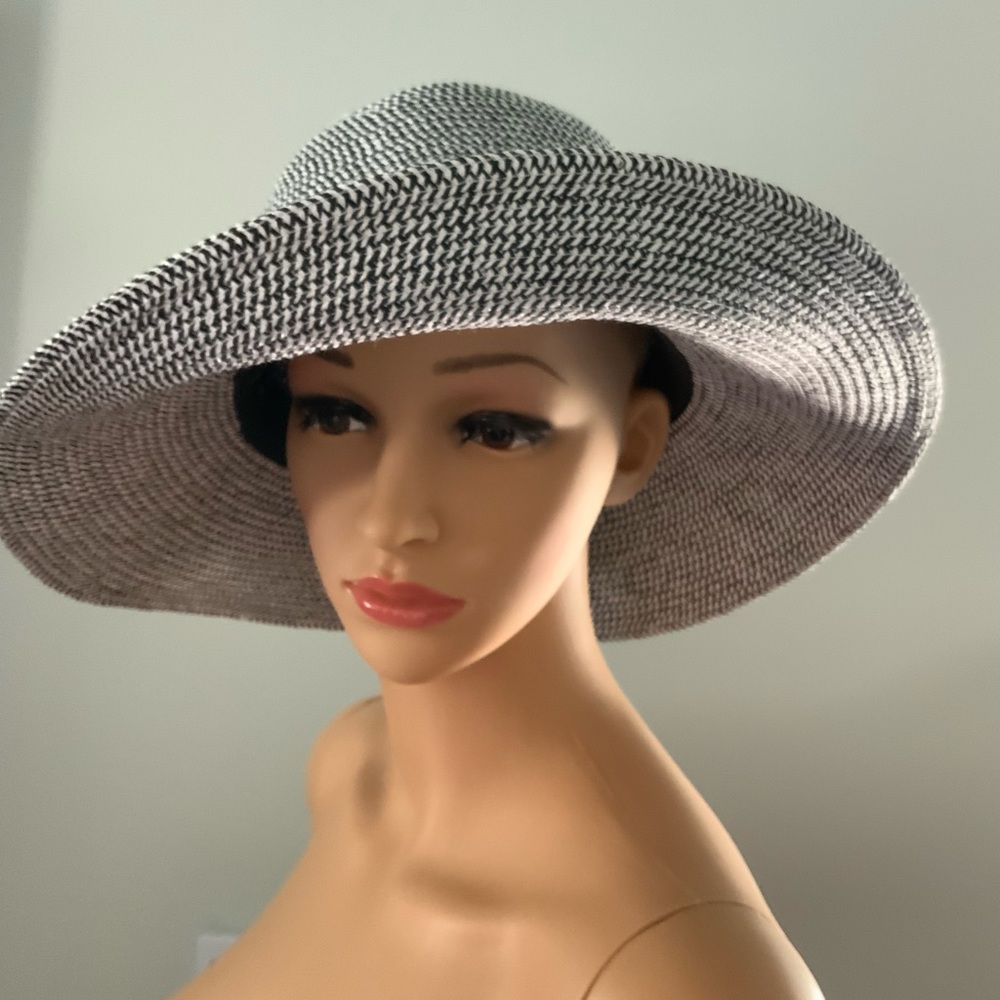 🌴BETMAR New York Summer Hat		NWT